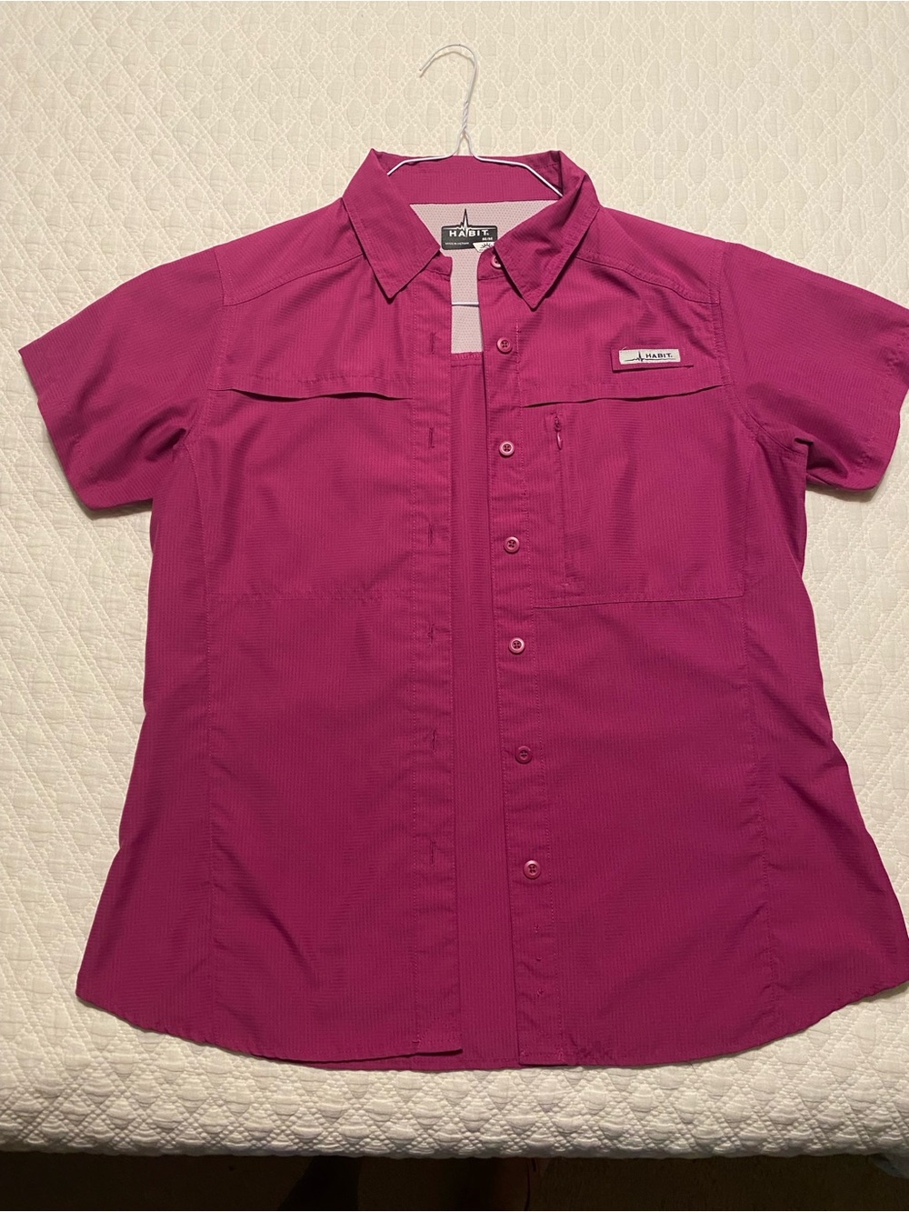 HABIT Women's Magenta Short-Sleeve Button Front Shirt